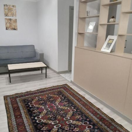 شقة إزمير ابارتمنت باكو المظهر الخارجي الصورة